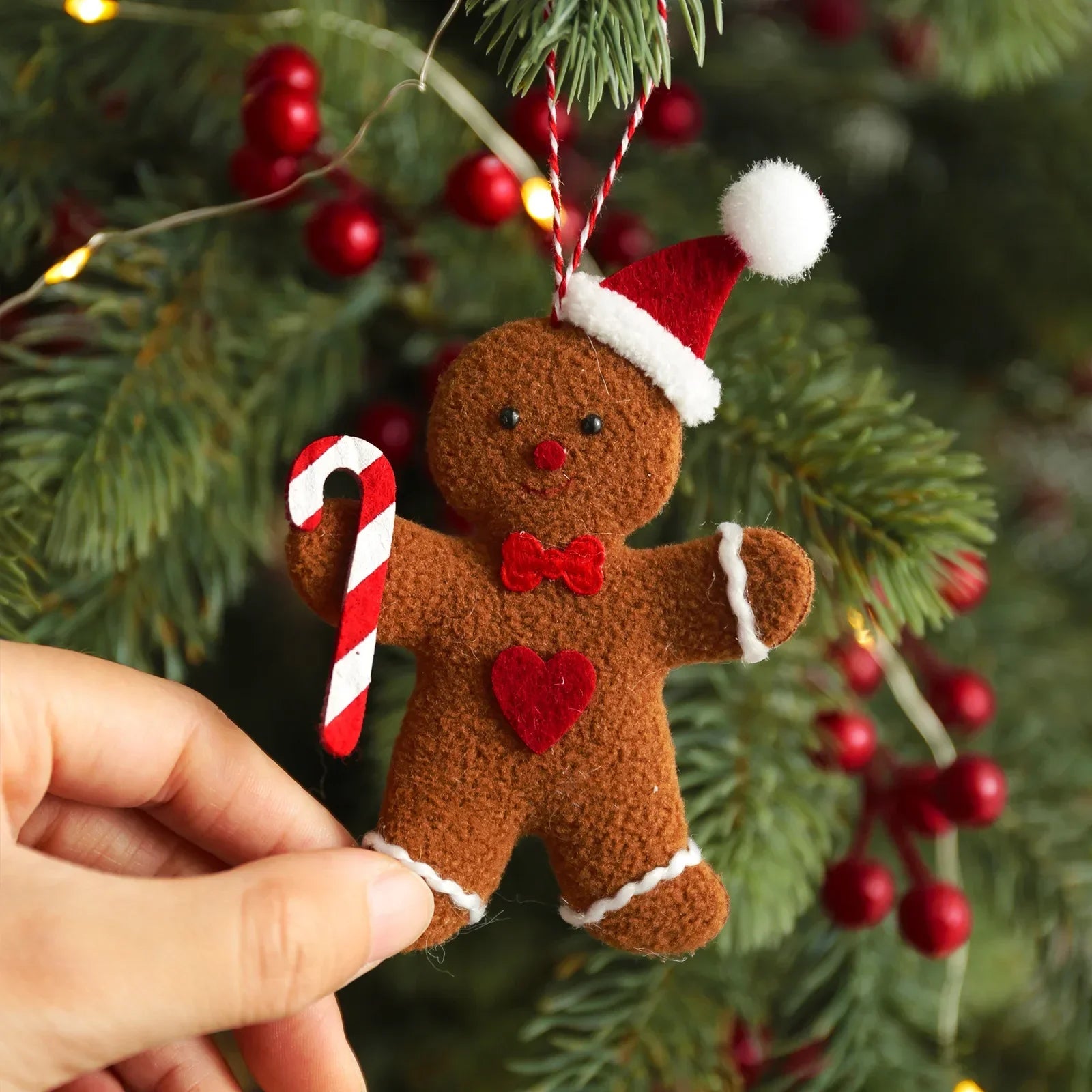 Gingerbread Man Doll Christmas Decoration Pendants Xmas Tree Hanging Ornament Christmas Decoration for Home New Year Ornament Christmas Gift Unique Christmas Ornament